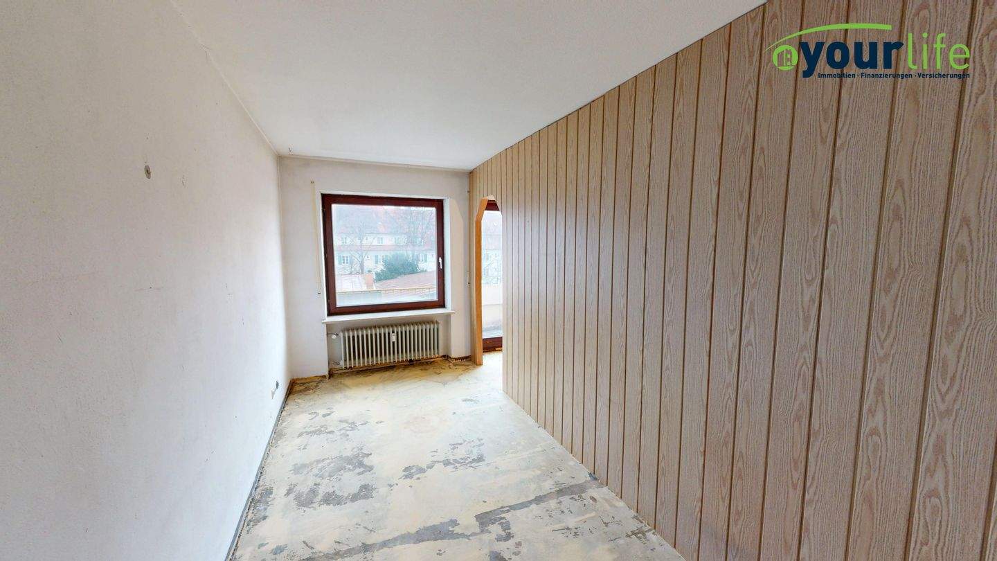 Immobilie in Memmingen - Zentrumsnahes Apartment mit Tiefgaragenstellplatz – renovierungsbedürftig - Bild 1