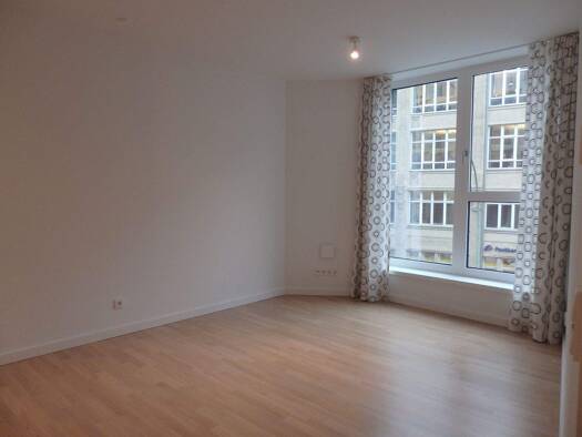 Wohnung zum Kauf 389.000 € 2 Zimmer 50 m² 2. Geschoss Chauseestraße 108 Mitte Berlin 10115