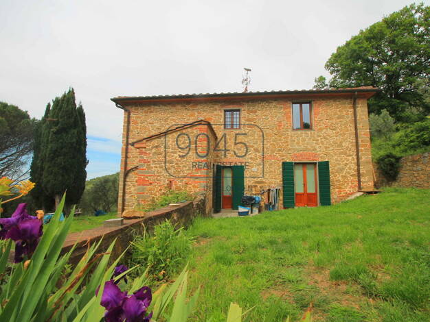 Bauernhaus zum Kauf 798.000 € 10 Zimmer 220 m² 17.000 m² Grundstück Vinci 51016