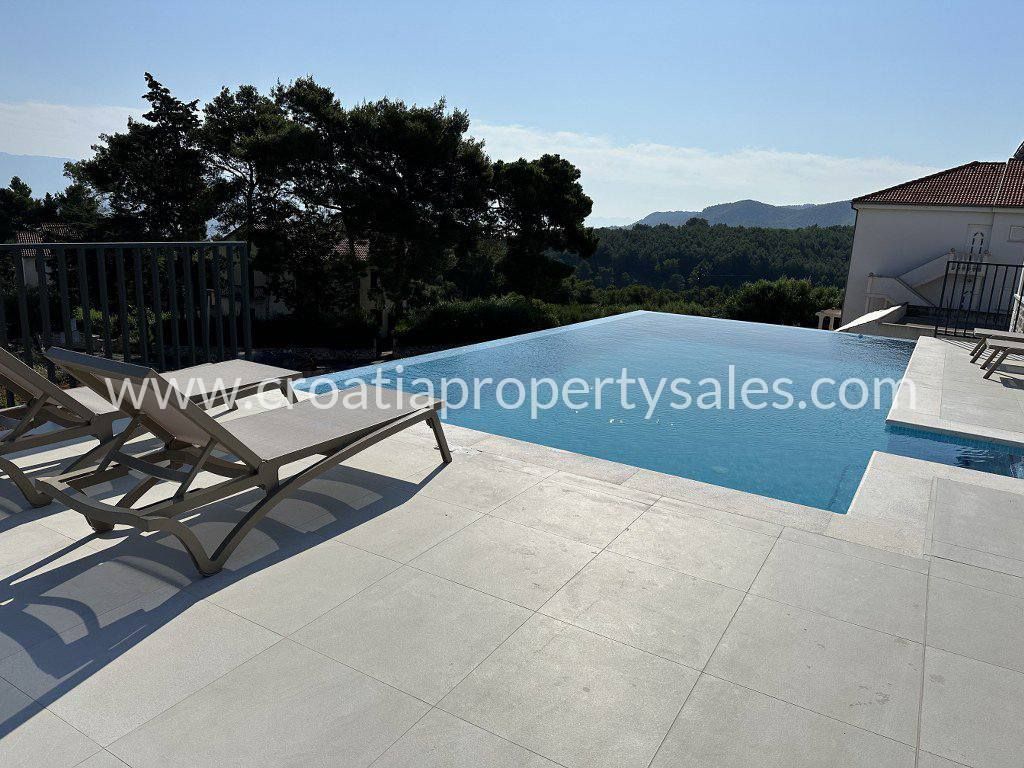 Haus zum Kauf 1.900.000 € 5 Zimmer 230 m²<br/>Wohnfläche Hvar