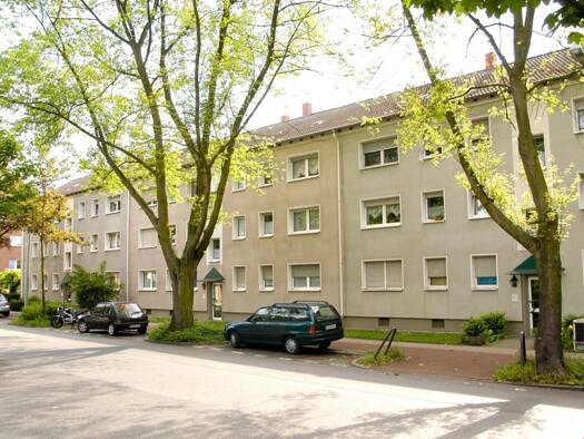 Wohnung zur Miete 409 € 2 Zimmer 41 m² 2. Geschoss Angerhauser Straße 42 Huckingen Duisburg 47259