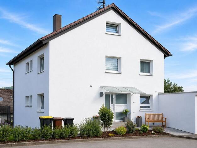 Mehrfamilienhaus zum Kauf provisionsfrei 795.000 € 6 Zimmer 134 m² 429 m² Grundstück Großbottwar 71723