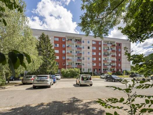 Wohnung zur Miete 769 € 5 Zimmer 107,1 m² 1. Geschoss frei ab 16.03.2027 Zingster Straße 1 Lausen-Grünau Leipzig 04207