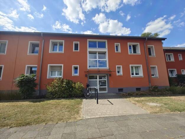 Wohnung zur Miete 812 € 3,5 Zimmer 75,9 m² 1. Geschoss frei ab 01.01.2027 Stettiner Straße 58 Gartenstadt Krefeld 47829