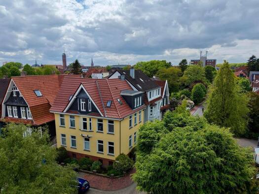 Mehrfamilienhaus zum Kauf als Kapitalanlage geeignet 468.000 € 9 Zimmer 220 m² 214 m² Grundstück Stadtzentrum Emden 26721