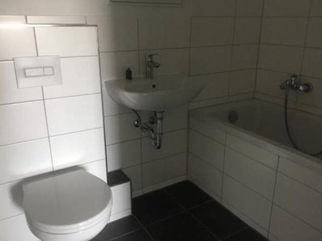 Wohnung zur Miete 492 € 3 Zimmer 68,7 m² 5. Geschoss frei ab sofort Am Schwalbennest 31 Schönau Leipzig 04205