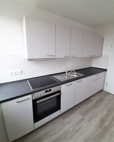 Wohnung zur Miete 390 € 3 Zimmer 56,6 m² 2. Geschoss Bahnhofstraße 107 Schleesen Kemberg 06901