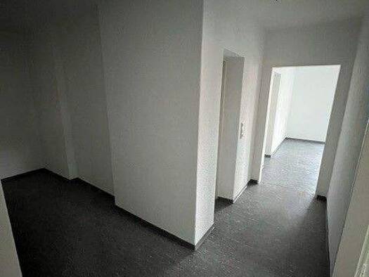 Wohnung zur Miete 520 € 4 Zimmer 65,7 m² 2. Geschoss frei ab 01.02.2026 Chemnitzer Straße 6 Stadtallendorf 35260