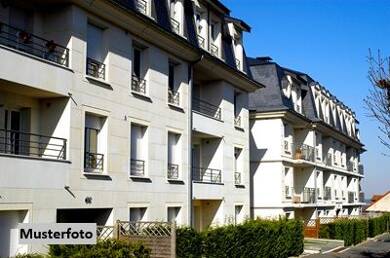 Mehrfamilienhaus zur Zwangsversteigerung 2.500 € 253 m² 909 m² Grundstück Köckern Sandersdorf-Brehna 06794