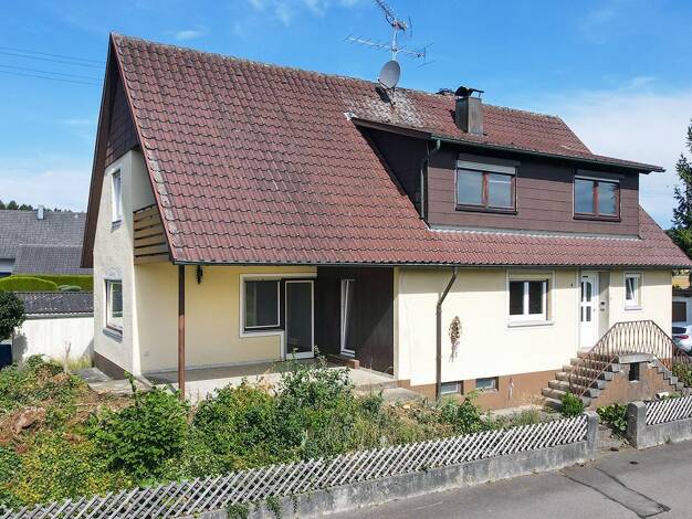 Einfamilienhaus zum Kauf 175.000 € 7 Zimmer 147,4 m² 713 m² Grundstück Heudorf Scheer-Heudorf 72516