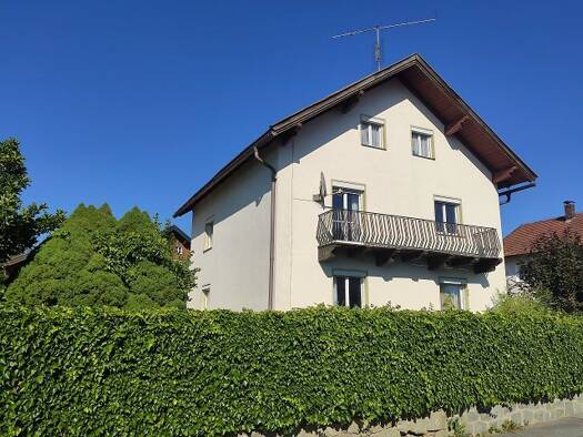 Einfamilienhaus zum Kauf 120.000 € 5 Zimmer 202 m² 766 m² Grundstück frei ab sofort Frauenau Frauenau 94258
