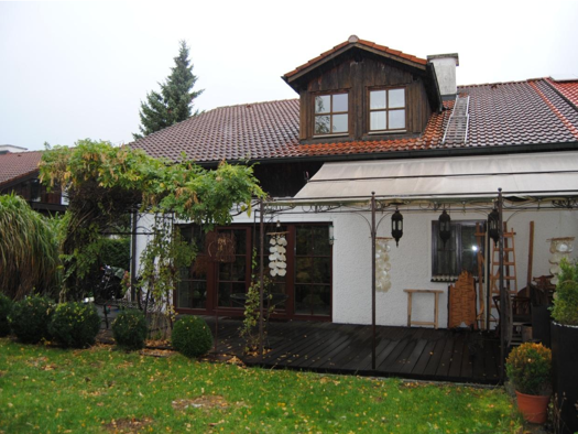 Doppelhaushälfte zum Kauf provisionsfrei 599.000 € 7 Zimmer 182 m² 475 m² Grundstück Burghausen 84489