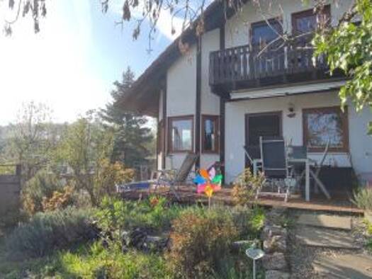 Einfamilienhaus zum Kauf 375.000 € 4 Zimmer 160 m² 1.005 m² Grundstück Neubessingen Arnstein 97450