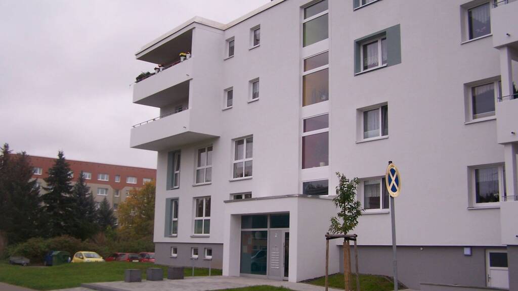 Wohnung zur Miete 593 € 2 Zimmer 79 m² 1. Geschoss Otto-Grotewohl-Ring 2 Zeulenroda Zeulenroda-Triebes 07937