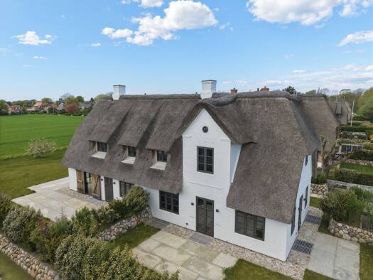 Doppelhaushälfte zum Kauf 2.590.000 € 5 Zimmer 155 m² 879 m² Grundstück Morsum Sylt Morsum 25980