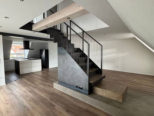 Maisonette zur Miete 1.500 € 3 Zimmer 110 m² Geschoss 1/3 frei ab sofort Im Grund 1 a Weiher Uttenreuth 91080