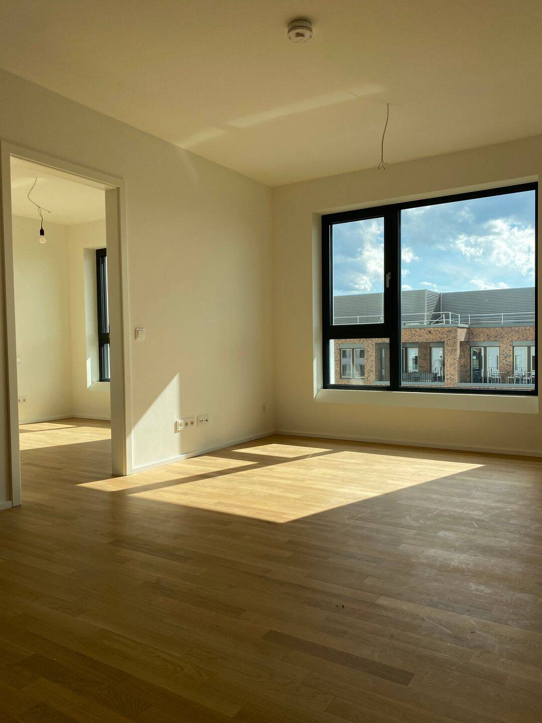 Property thumbnail 2