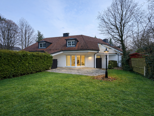 Reihenmittelhaus zum Kauf 1.790.000 € 4 Zimmer 178 m² 500 m² Grundstück frei ab sofort Grünwald 82031