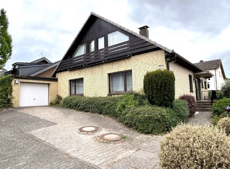 Einfamilienhaus zum Kauf 240.000 € 6 Zimmer 160 m²<br/>Wohnfläche 535 m²<br/>Grundstück Höxter - Kernstadt Höxter 37671