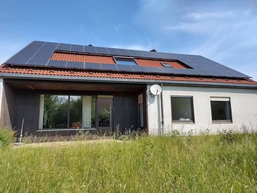 Einfamilienhaus zum Kauf provisionsfrei 690.000 € 8 Zimmer 190 m² 1.089 m² Grundstück Günthersbühl Lauf an der Pegnitz 91207