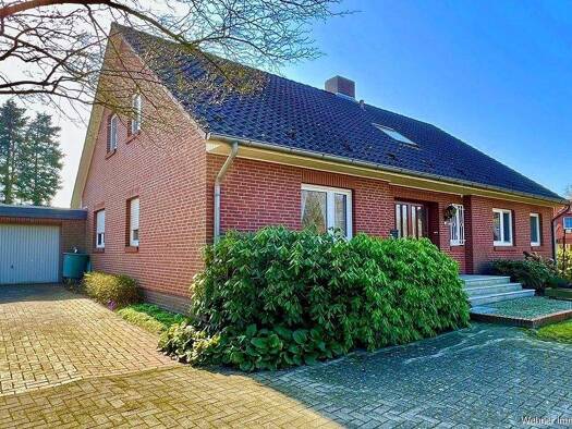 Einfamilienhaus zum Kauf 398.000 € 8 Zimmer 216 m² 1.531 m² Grundstück Brunsbrock Kirchlinteln / Brunsbrock 27308