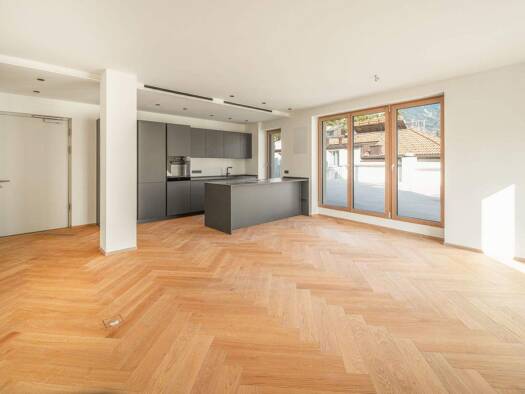 Wohnung zur Miete 3.000 € 3 Zimmer 94,7 m² 4. Geschoss Sparkassenstraße 2 Meran 39012