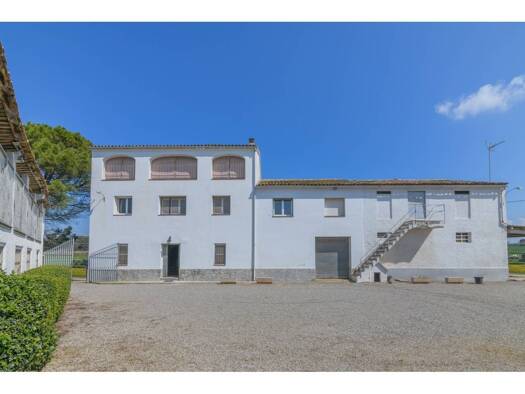 Bauernhaus zum Kauf 850.000 € 5 Zimmer 1.000 m² 22.000 m² Grundstück Manresa 08243