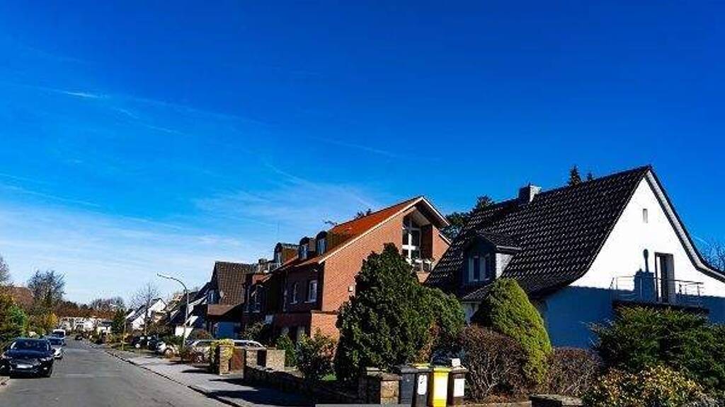 Mehrfamilienhaus zum Kauf 255.000 € 8 Zimmer 204 m² 835 m² Grundstück Dettelbach 97337
