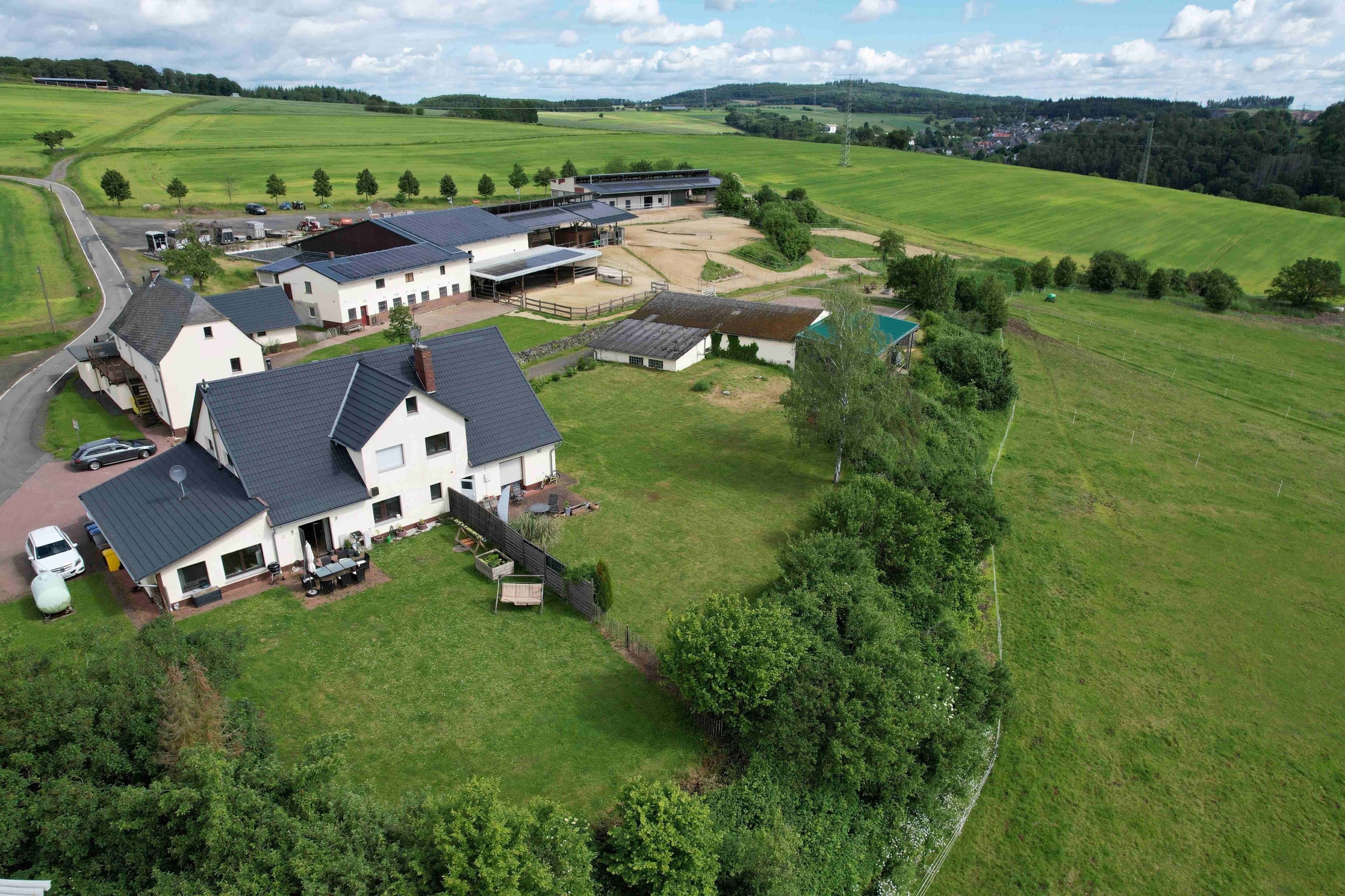 Land-/Forstwirtschaft zum Kauf 1.250.000 € 174 m²<br/>Fläche 66.000 m²<br/>Grundstück Bergerhof Dörnberg 56379