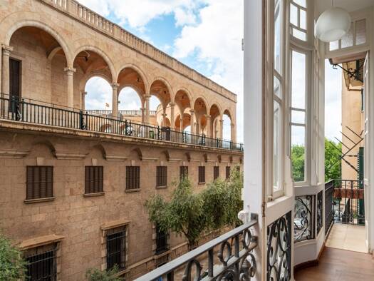 Studio zur Miete 4.000 € 108 m² 2. Geschoss Borne 07000