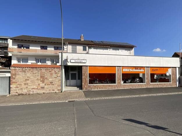 Mehrfamilienhaus zum Kauf 459.000 € 13 Zimmer 301 m² 1.028 m² Grundstück frei ab sofort Hammelburg 97762