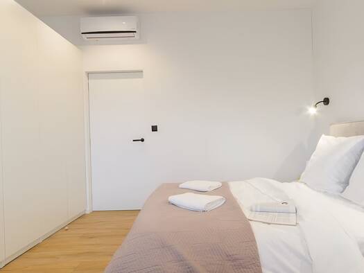 WG-Zimmer zur Miete 690 € 80 m² frei ab sofort Innenstadt Erlangen 91052