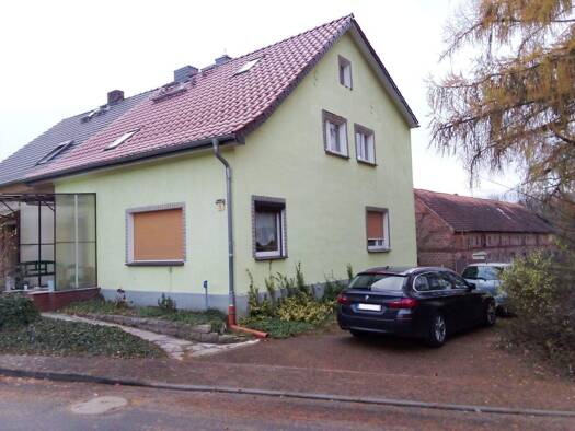 Doppelhaushälfte zum Kauf provisionsfrei 167.000 € 7 Zimmer 130 m² 300 m² Grundstück Chossewitz 1 Chossewitz Friedland 15848