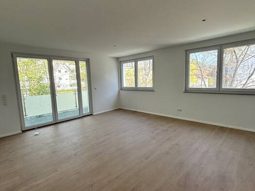 Wohnung zur Miete 700 € 3 Zimmer 63,4 m² frei ab 01.10.2026 Niedereschach Niedereschach 78078