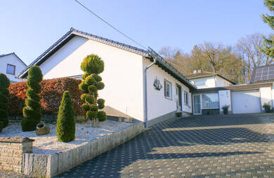 Haus zum Kauf 320.000 € 3 Zimmer 138 m² 692 m² Grundstück frei ab sofort Hänscheid Ruppichteroth 53809