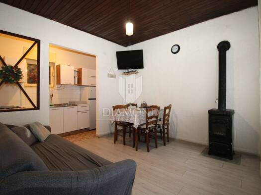Einfamilienhaus zum Kauf 190.000 € 5 Zimmer Cavle 51219