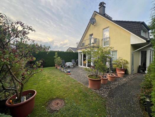 Einfamilienhaus zur Miete 1.300 € 4 Zimmer 107 m² 316 m² Grundstück frei ab 01.12.2026 Trittau 22946