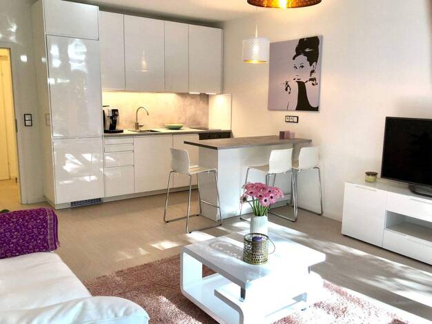 Studio zur Miete Wohnen auf Zeit 1.490 € 1 Zimmer 38 m² frei ab sofort Harvestehude Hamburg 20149