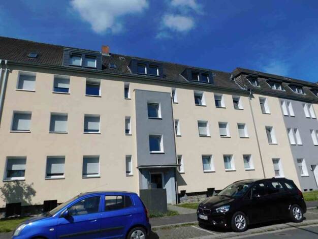 Wohnung zur Miete 573 € 3 Zimmer 54,6 m² Dachgeschoss frei ab 09.08.2025 Hohenburgstr. 114 Südviertel Essen 45128