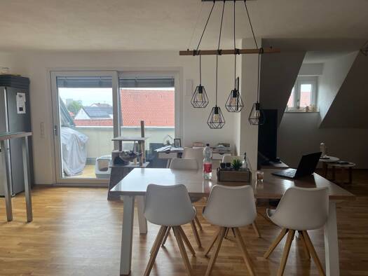 Wohnung zur Miete 1.250 € 4 Zimmer 119 m² Dachgeschoss, 2. Geschoss frei ab sofort Günzburger Str. 37 Leipheim Leipheim 89340