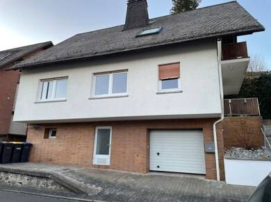 Einfamilienhaus zur Miete 950 € 125 m² 400 m² Grundstück frei ab sofort Langenaubach Haiger 35708
