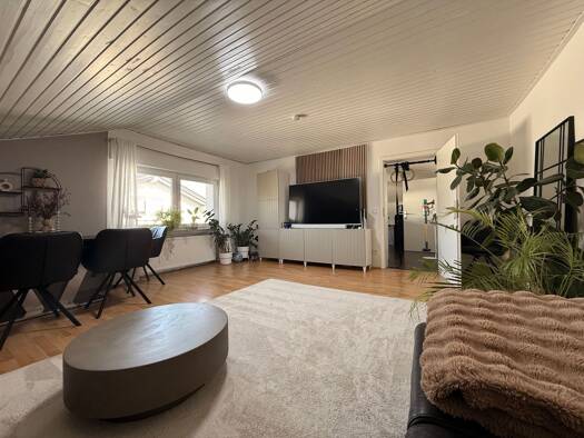 Wohnung zur Miete 1.050 € 4 Zimmer 130 m² Geschoss 1/2 frei ab 01.12.2026 Waghäusel Waghäusel 68753