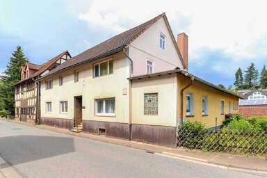 Immobilie zum Kauf als Kapitalanlage geeignet 169.000 € 7 Zimmer 226 m² 625 m² Grundstück Amönau Wetter (Hessen) 35083