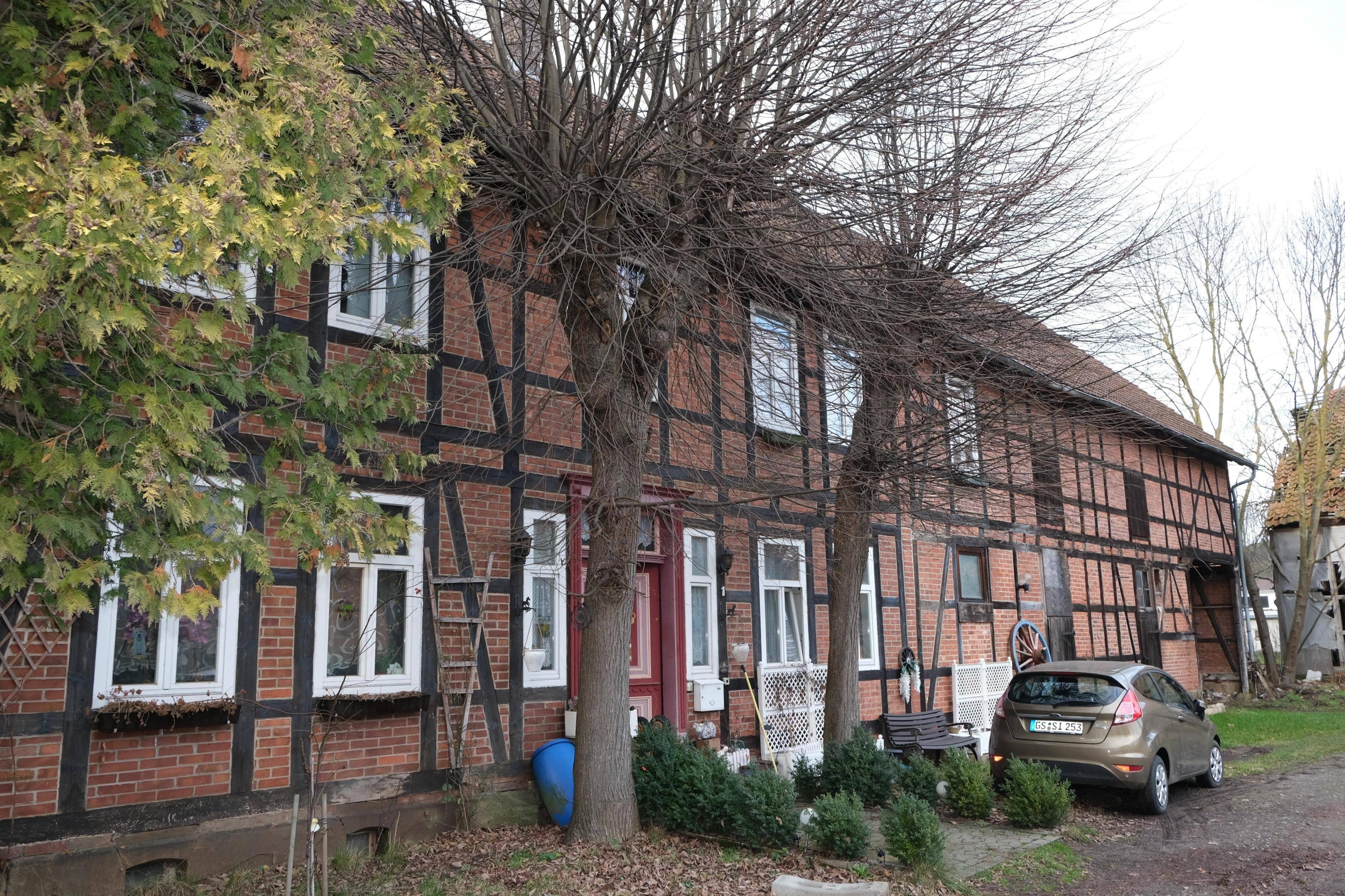 Einfamilienhaus zum Kauf 175.000 € 5 Zimmer 220 m²<br/>Wohnfläche 2.610 m²<br/>Grundstück Bornhausen Seesen 38723