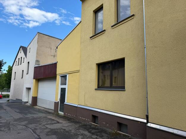 Mehrfamilienhaus zum Kauf 250.000 € 10 Zimmer 291,7 m² 526 m² Grundstück Wilkau-Haßlau Wilkau-Haßlau 08112