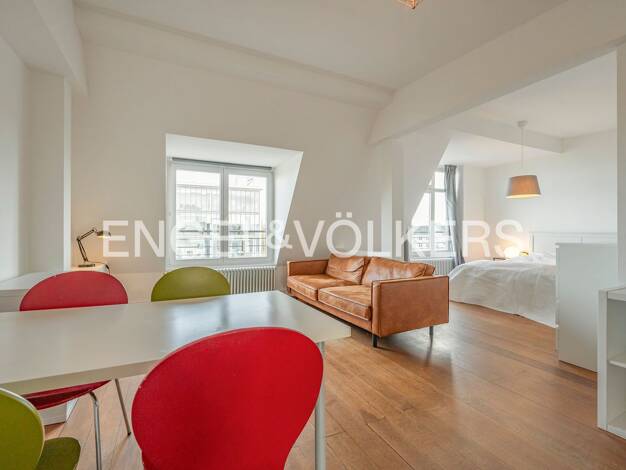Wohnung zum Kauf 360.000 € 1 Zimmer 45 m² 5. Geschoss Winterhude Hamburg 22303