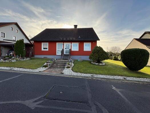 Einfamilienhaus zum Kauf 260.000 € 3 Zimmer 96 m² 988 m² Grundstück Plößberg 95703