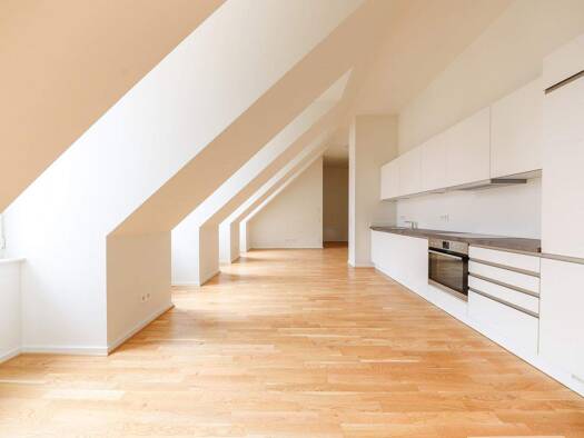 Penthouse zur Miete - Erstbezug 1.424 € 3 Zimmer 90,7 m² 5. Geschoss frei ab 01.02.2026 Landhausstraße 15 Innere Altstadt Dresden 01067