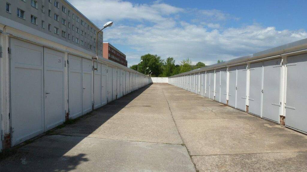 Garage zur Miete 79 € Stanislaw-Lem-Weg 999 Westliche Neustadt Halle (Saale) / Westliche Neustadt 06126