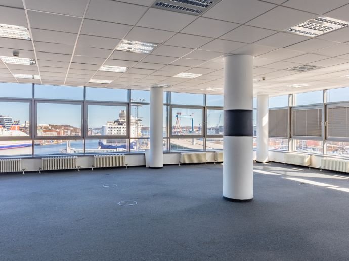 Bürofläche zur Miete 218 m²<br/>Bürofläche Gaarden - Ost Bezirk 1 Kiel 24143